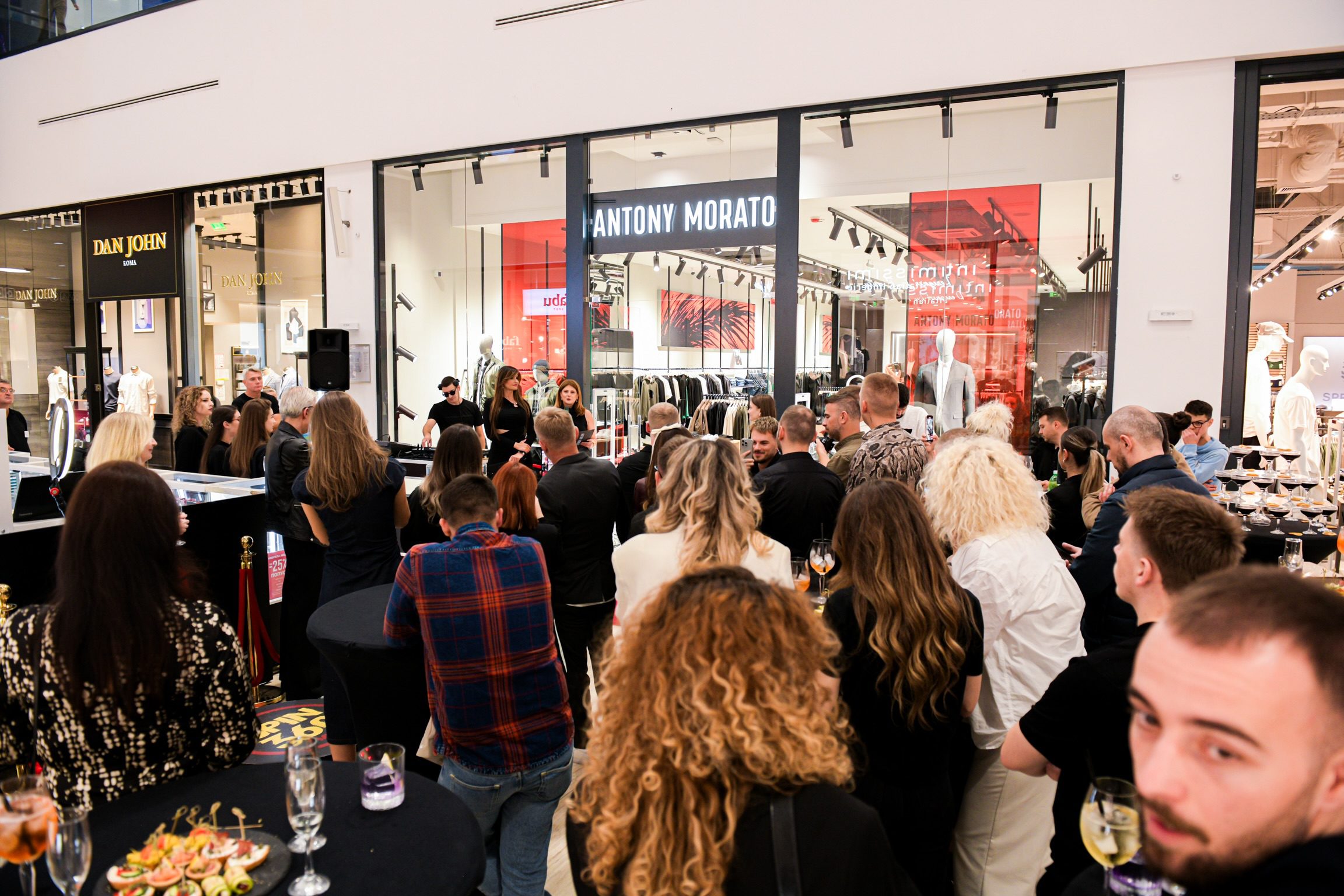 HAPJA E BRENDIT ITALIAN ANTONY MORATO NE EAST GATE MALL